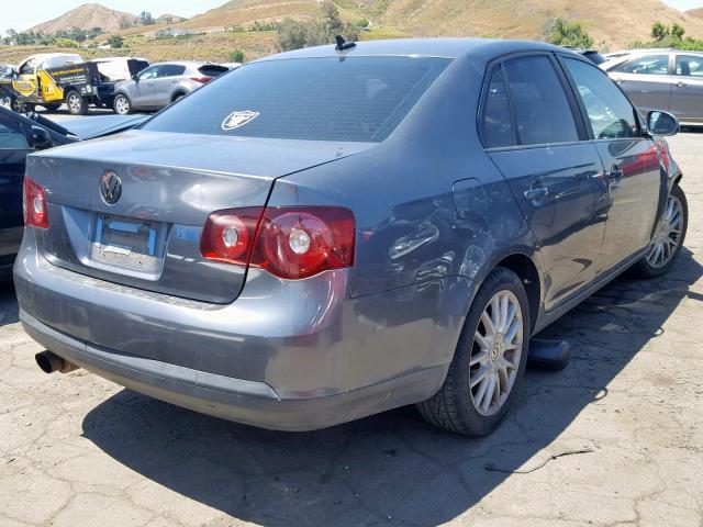 3VWRJ71KX8M144920 - 2008 VOLKSWAGEN JETTA WOLF GRAY photo 4