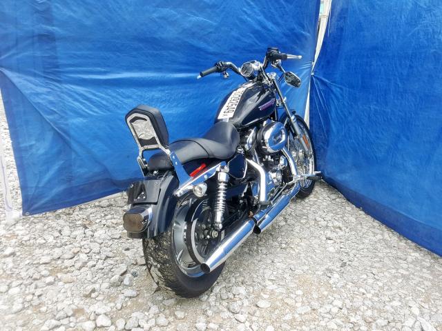 1HD1CT312AC406345 - 2010 HARLEY-DAVIDSON XL1200 C BLACK photo 4