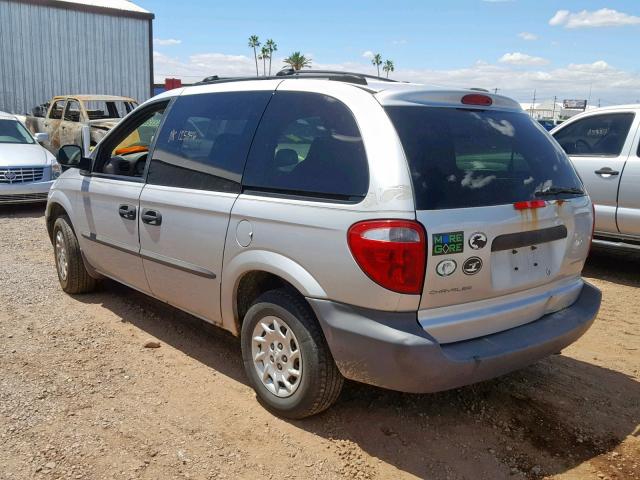 1C4GJ25312B504803 - 2002 CHRYSLER VOYAGER SILVER photo 3