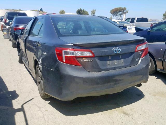 4T1BD1FK3EU137702 - 2014 TOYOTA CAMRY HYBR CHARCOAL photo 3