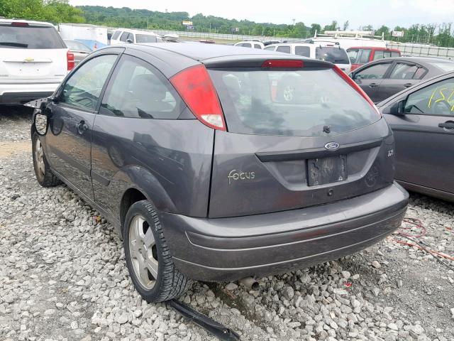 3FAFP31343R145035 - 2003 FORD FOCUS ZX3 GRAY photo 3