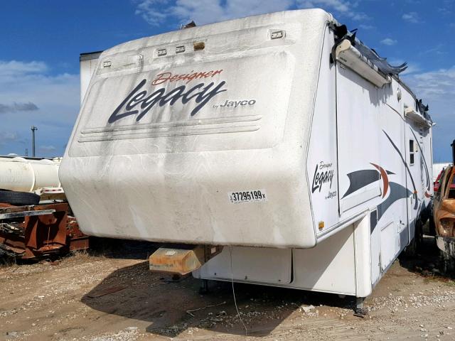 1UJCJ02R331K40082 - 2003 JAYCO DESIGNER  WHITE photo 2