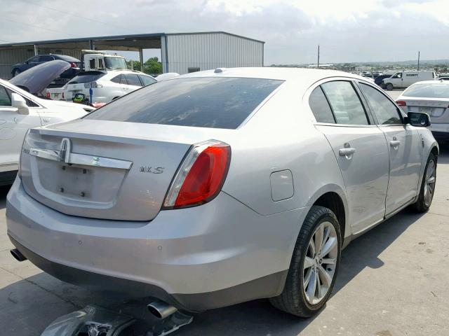 1LNHM93R19G608647 - 2009 LINCOLN MKS SILVER photo 4