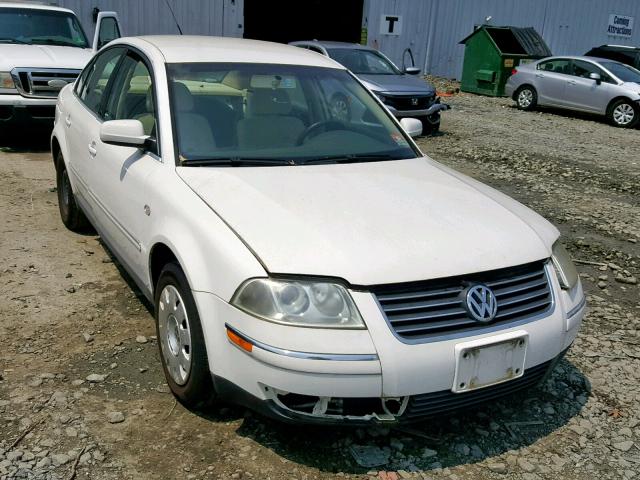 WVWMD63B23P270719 - 2003 VOLKSWAGEN PASSAT GL WHITE photo 1