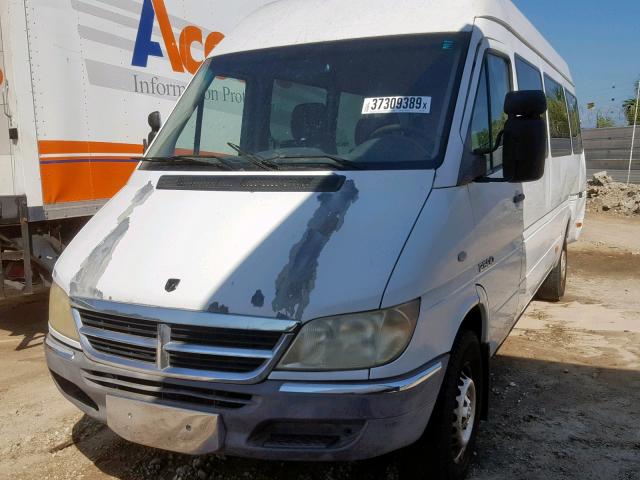 WD8PD744055808940 - 2005 DODGE SPRINTER 2 WHITE photo 2