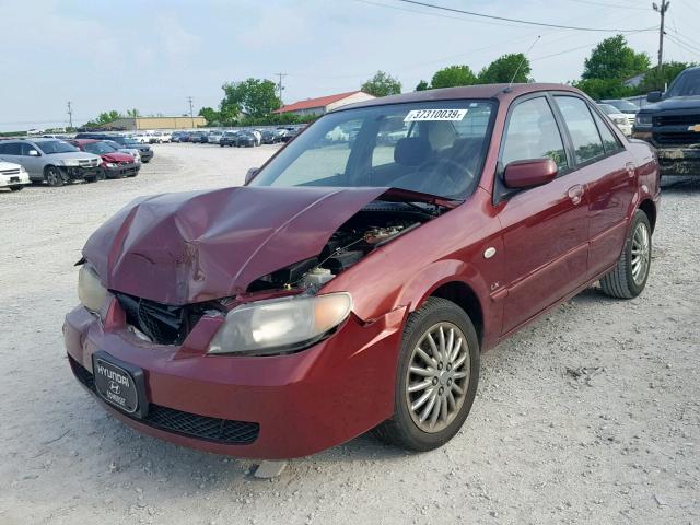 JM1BJ225621617815 - 2002 MAZDA PROTEGE DX MAROON photo 2