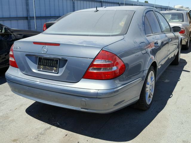 WDBUF56J76A960771 - 2006 MERCEDES-BENZ E 350 BLUE photo 4