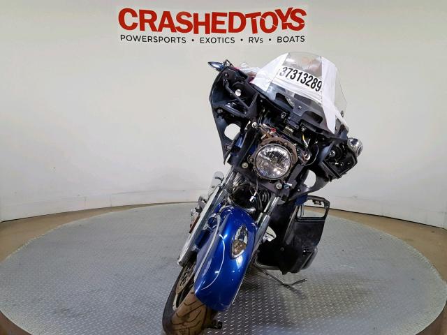 56KTRAAA3F3329048 - 2015 INDIAN MOTORCYCLE CO. ROADMASTER BLUE photo 3