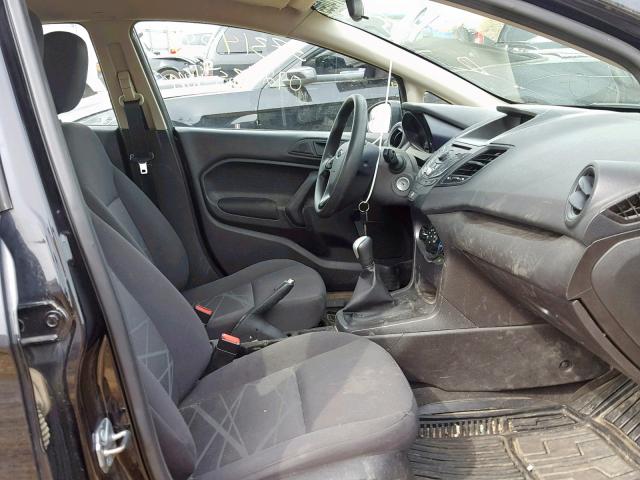 3FADP4AJ2FM131499 - 2015 FORD FIESTA S BLACK photo 5