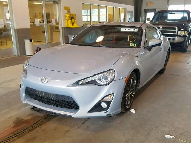 JF1ZNAA13D2728532 - 2013 TOYOTA SCION FR-S SILVER photo 2