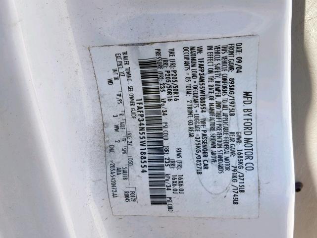 1FAFP34N55W188554 - 2005 FORD FOCUS ZX4 WHITE photo 10