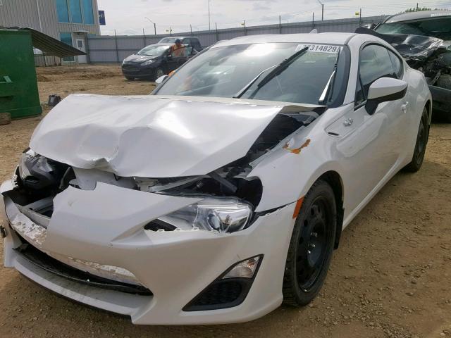 JF1ZNAA16F8711904 - 2015 TOYOTA SCION FR-S WHITE photo 2