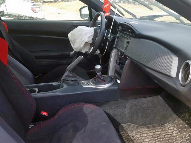 JF1ZNAA16F8711904 - 2015 TOYOTA SCION FR-S WHITE photo 5