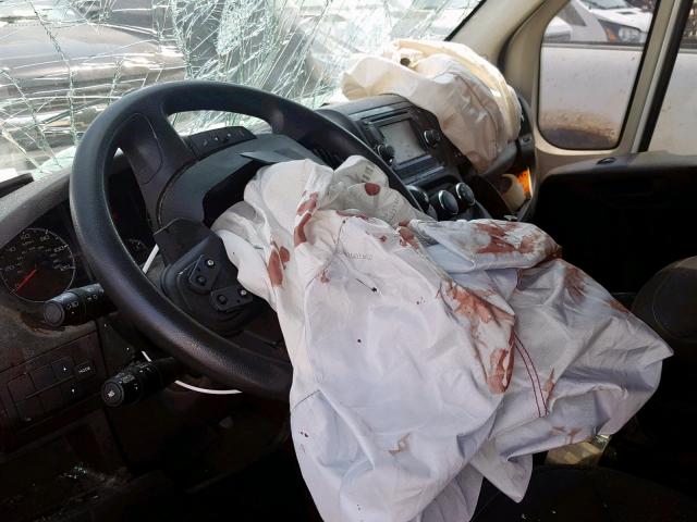 3C6TRVCG6HE513076 - 2017 RAM PROMASTER 白色 照片 9