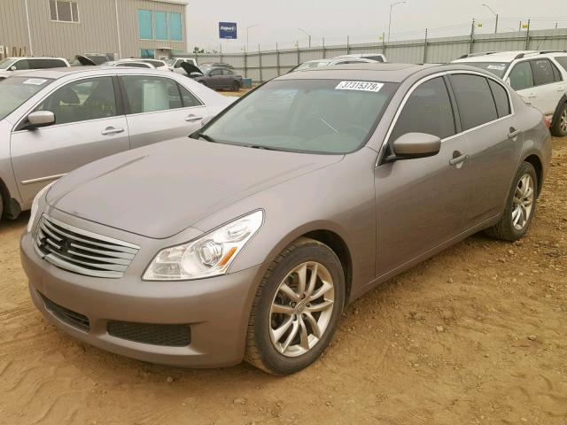 JNKCV61F09M363892 - 2009 INFINITI G37 GRAY photo 2