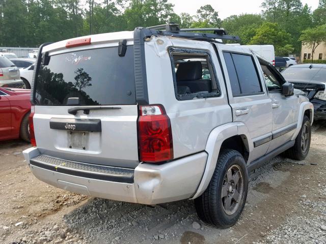 1J8HH48K07C574138 - 2007 JEEP COMMANDER SILVER photo 4