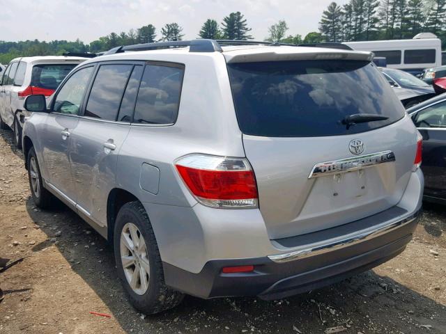 5TDZK3EH9CS072964 - 2012 TOYOTA HIGHLANDER SILVER photo 3