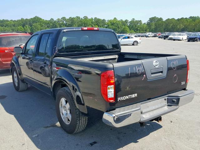 1N6AD07U06C477565 - 2006 NISSAN FRONTIER C BLACK photo 3