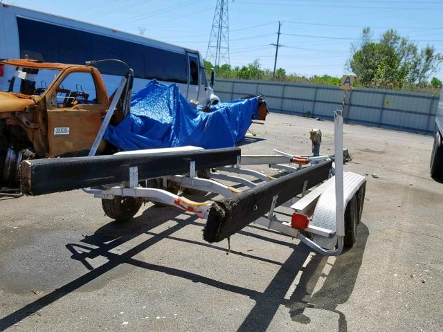 1M5BA263321E76115 - 2000 BOAT TRAILER SILVER photo 4