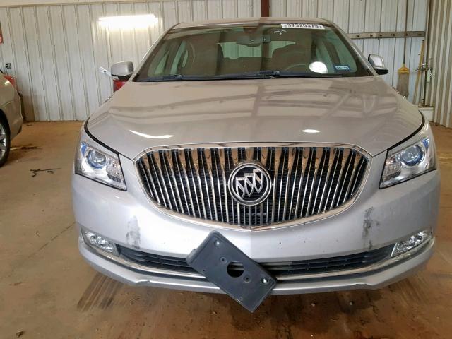 1G4GB5G33FF330271 - 2015 BUICK LACROSSE SILVER photo 9