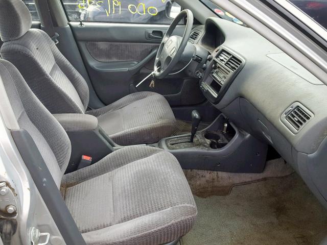 2HGEJ6619XH595282 - 1999 HONDA CIVIC BASE SILVER photo 5