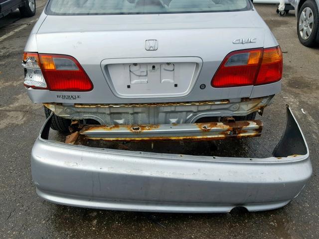2HGEJ6619XH595282 - 1999 HONDA CIVIC BASE SILVER photo 9