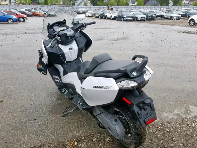 WB1013405FZT97361 - 2015 BMW C650 GT GRAY photo 3