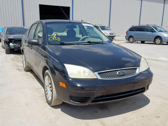 1FAFP34N05W240348 - 2005 FORD FOCUS ZX4 BLACK photo 1