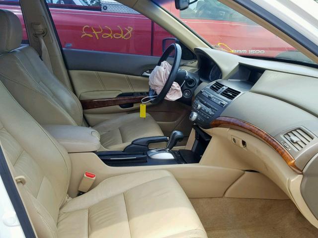 1HGCP36848A040645 - 2008 HONDA ACCORD EXL WHITE photo 5