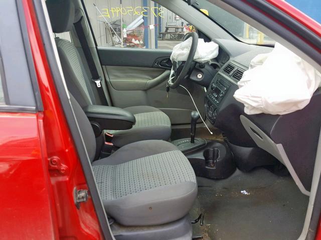 1FAFP34N17W285804 - 2007 FORD FOCUS ZX4 RED photo 5