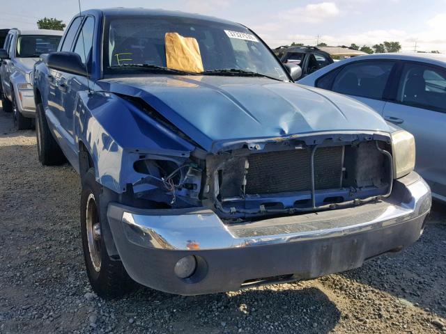 1D7HE48NX5S291894 - 2005 DODGE DAKOTA QUA BLUE photo 1