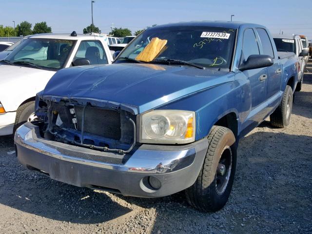 1D7HE48NX5S291894 - 2005 DODGE DAKOTA QUA BLUE photo 2