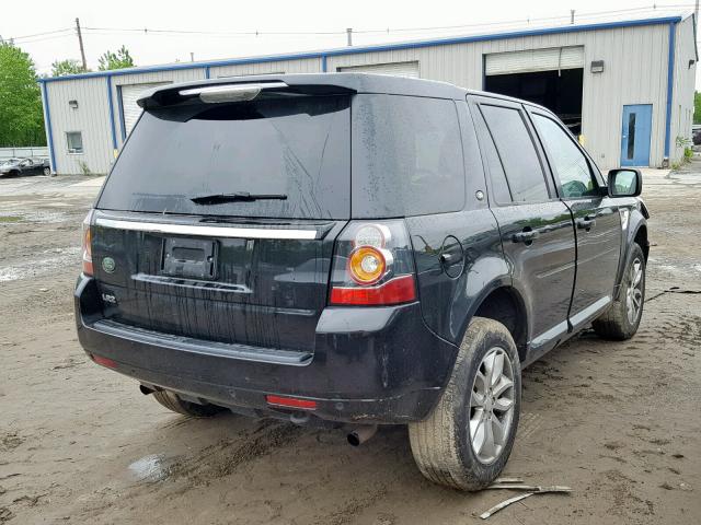 SALFR2BG5EH415998 - 2014 LAND ROVER LR2 HSE BLACK photo 4