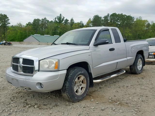 1D7HW42K77S181433 - 2007 DODGE DAKOTA SLT SILVER photo 2