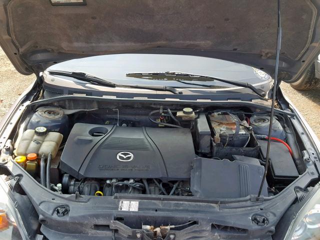 JM1BK343051225982 - 2005 MAZDA 3 HATCHBAC GRAY photo 7