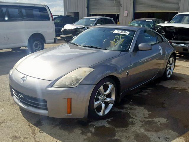 JN1BZ34D77M501941 - 2007 NISSAN 350Z COUPE GRAY photo 2