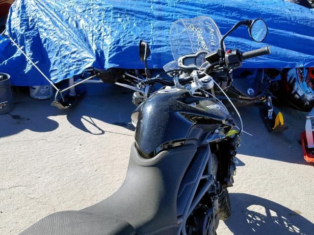 SMTE03BF1GT713444 - 2016 TRIUMPH MOTORCYCLE TIGER 800 BLACK photo 5