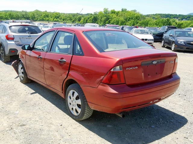 1FAFP34N75W244915 - 2005 FORD FOCUS ZX4 RED photo 3