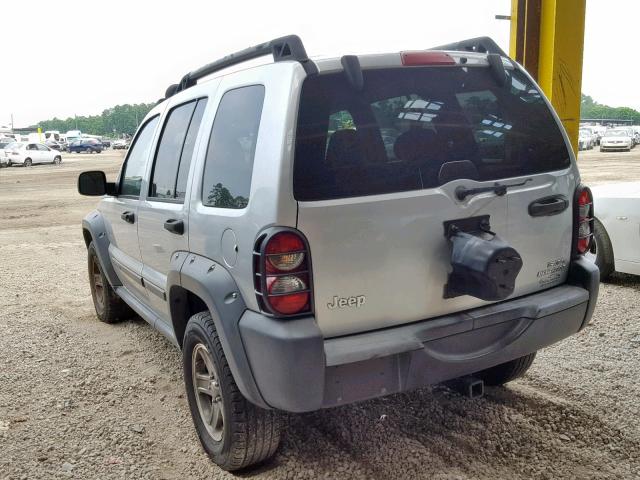 1J4GK38K95W576698 - 2005 JEEP LIBERTY RE SILVER photo 3