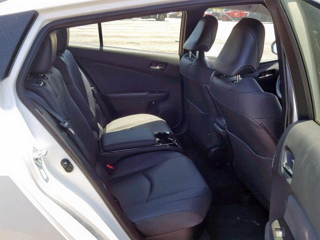 JTDKARFP7J3103804 - 2018 TOYOTA PRIUS PRIM 白色 照片 6