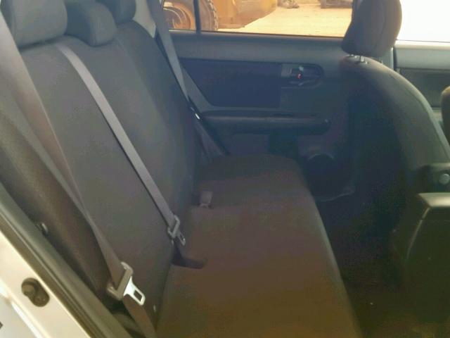 JTLKE50E681008472 - 2008 TOYOTA SCION XB 银色 照片 6