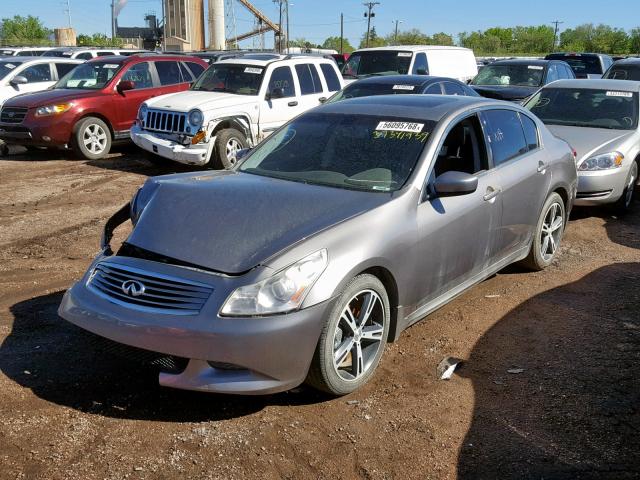 JNKCV61E19M302607 - 2009 INFINITI G37 BASE GRAY photo 2