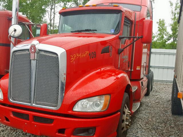 1XKADP9X2CJ304662 - 2012 KENWORTH CONSTRUCTI RED photo 2