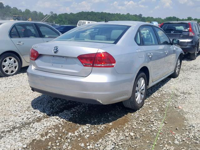 1VWAH7A31DC043987 - 2013 VOLKSWAGEN PASSAT S SILVER photo 4