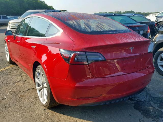 5YJ3E1EAXJF013623 - 2018 TESLA MODEL 3 RED photo 3