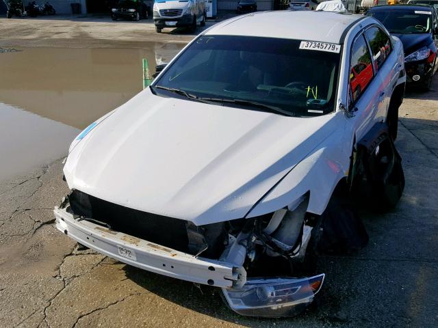 1FAHP2L85EG171715 - 2014 FORD TAURUS POL WHITE photo 2