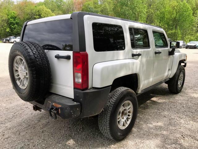 5GTEN13E198100345 - 2009 HUMMER H3 WHITE photo 4