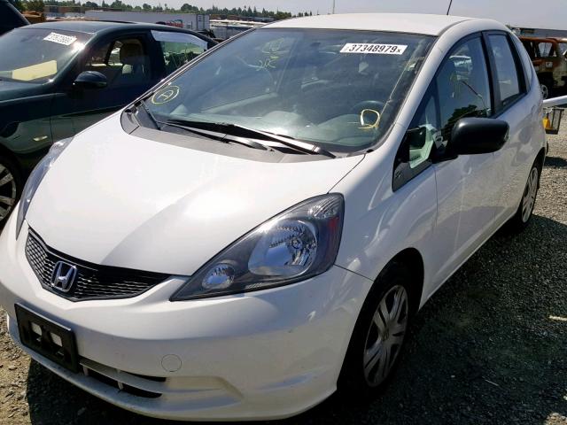 JHMGE8H27AC023732 - 2010 HONDA FIT WHITE photo 2