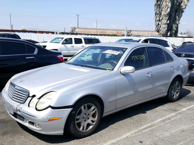 WDBUF65J94A442472 - 2004 MERCEDES-BENZ E 320 SILVER photo 2