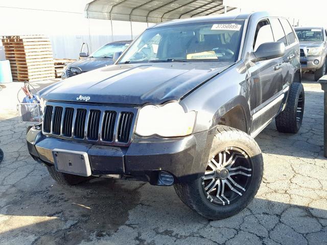 1J8GR48K48C217071 - 2008 JEEP GRAND CHER BLACK photo 2